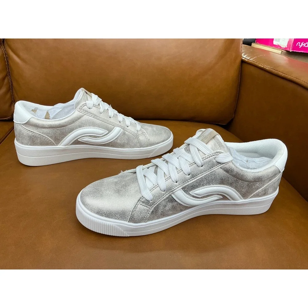 Ryka Viv Next Sneakers Womens 8 Gold Metallic Lace Up Low Top Z1278